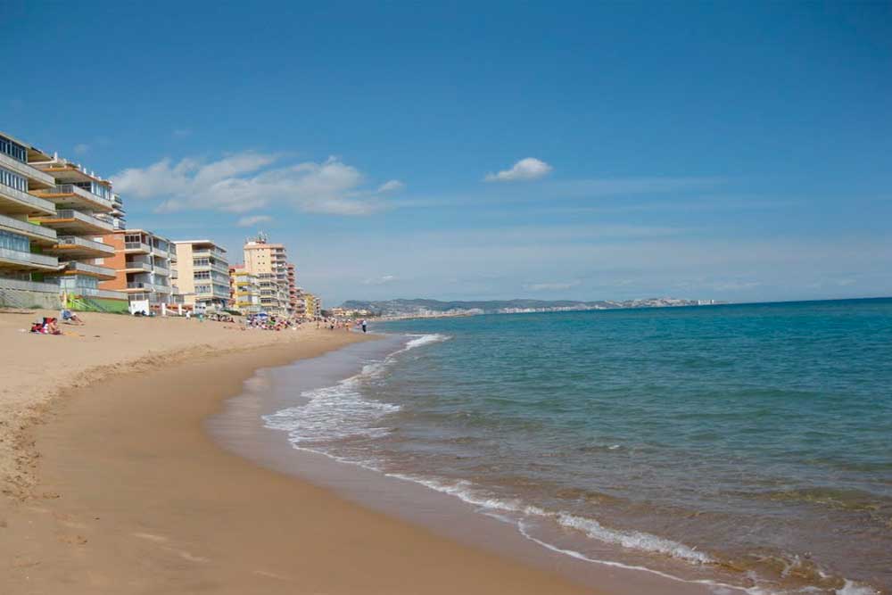 Arenal de la playa de Tavernes